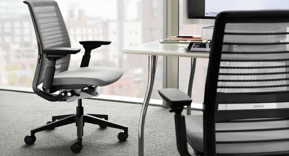 THE 10 BEST OFFICE CHAIRS FOR SHORT PEOPLE