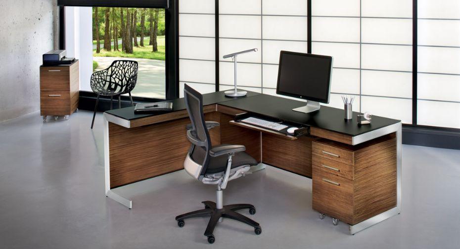 What Is The Best Office Desk Design?