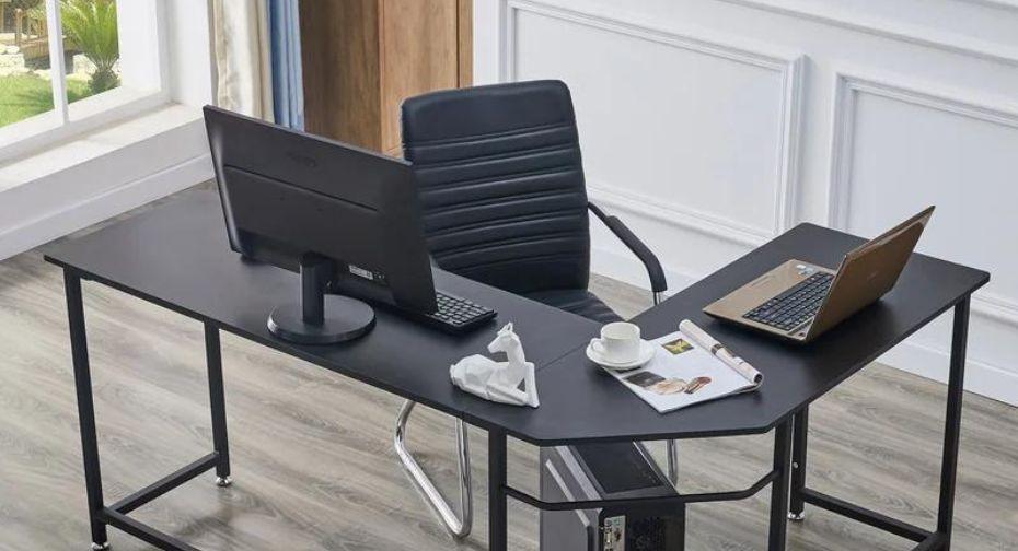 An L Shaped Desk With Hutch For Every Personality Type