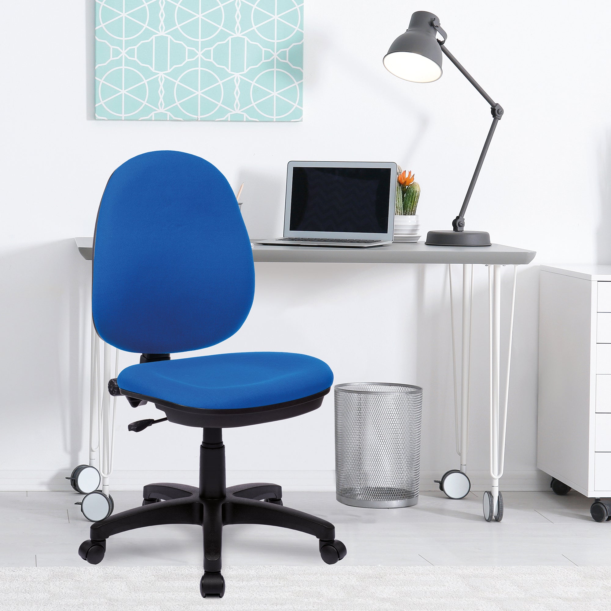 Java 100 – Medium Back Operator Chair – Single Lever